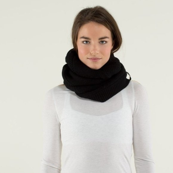 Lululemon Scarf - Knit - Picture 1 of 2